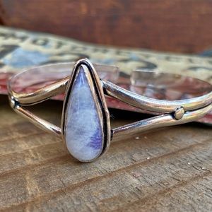 🆕🆕🆕✨BOHO MOONSTONE ADJ SILVER CUFF BRACELET